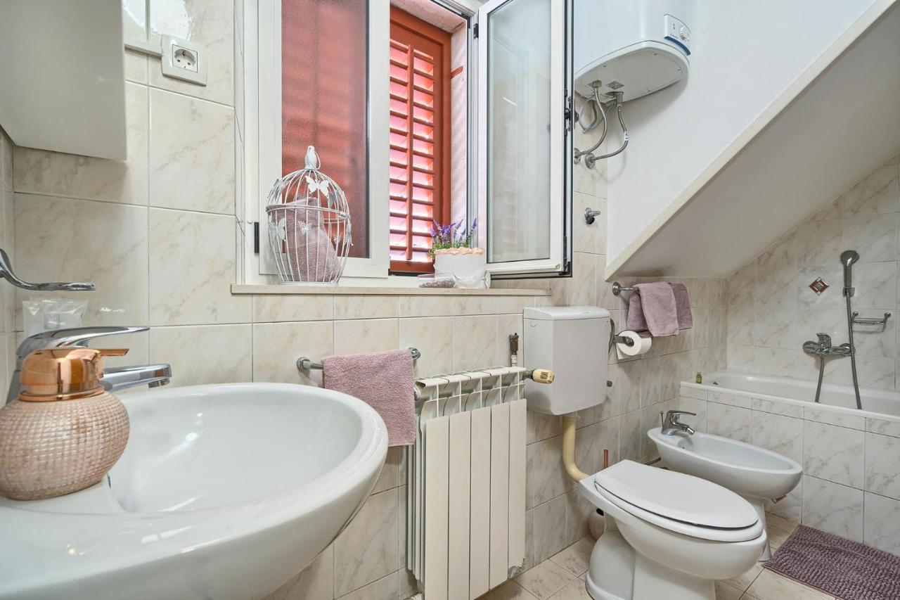 Couple'S Getaway In The Center Of Hvar W/Sea View 赫瓦尔 外观 照片